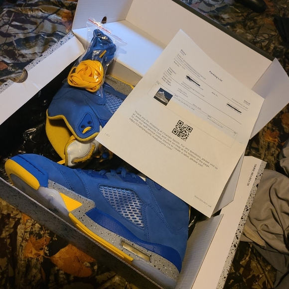 Jordan laney 5s - Picture 11 of 13